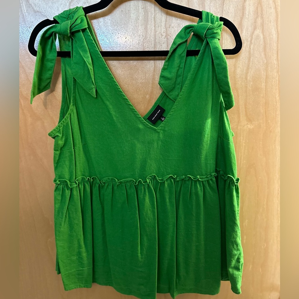 Who What Wear Green linen blouse tank